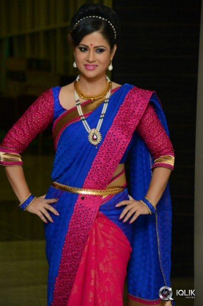 Shilpa-Chakravarthy-at-Nayaki-Movie-Audio-Launch